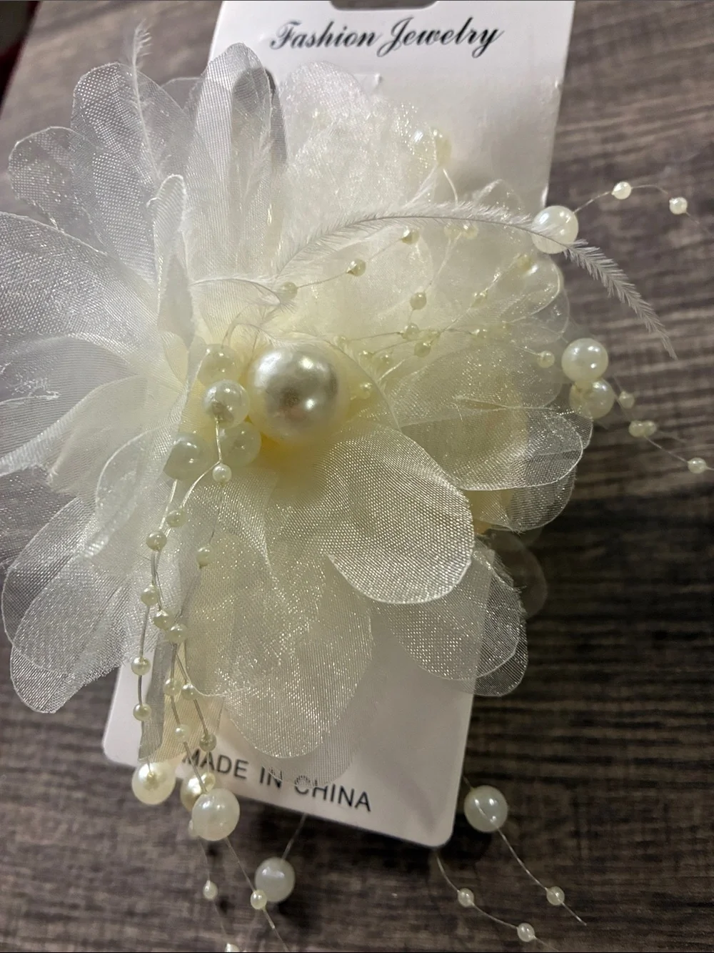Fashion Jewelry Ivory Pearl Floral Hair Clip